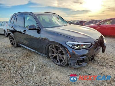 Czwarte zdjęcie samochodu z boku: 2022 BMW X5 XDRIVE40I VIN:5UXCR6C01N9J47673 - miniatura