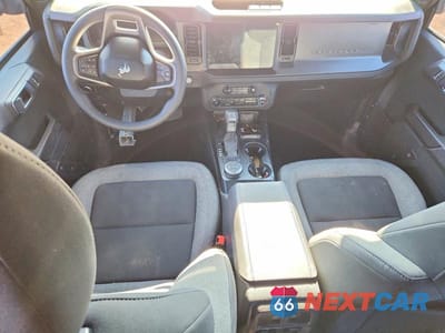 Zdjęcie 8 z 13 samochodu: 2025 FORD BRONCO VIN:1FMDE6BH1SLA48368 - miniatura
