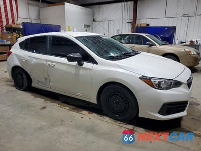 Czwarte zdjęcie samochodu z boku: 2021 SUBARU IMPREZA VIN:4S3GTAB60M3700814 - miniatura