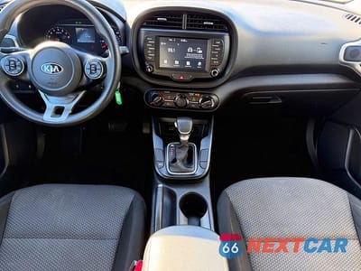 Zdjęcie 8 z 15 samochodu: 2020 KIA SOUL LX VIN:KNDJ23AU7L7011770 - miniatura