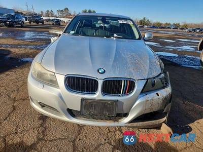 Piąte zdjęcie samochodu w środku: 2011 BMW 328 XI VIN:WBAPK7G57BNN85262 - miniatura