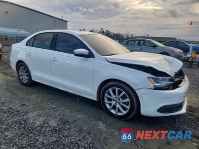 Czwarte zdjęcie samochodu z boku: 2013 VOLKSWAGEN JETTA SE VIN:3VWDX7AJ4DM425394 - miniatura