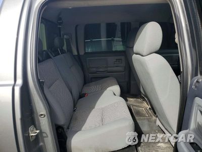 Zdjęcie 10 z 12 samochodu: 2011 DODGE DAKOTA SLT VIN:1D7RW3GK0BS606474 - miniatura