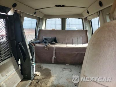 Zdjęcie 10 z 13 samochodu: 1999 GMC SAVANA RV G1500 VIN:1GDFG15R7X1059386 - miniatura