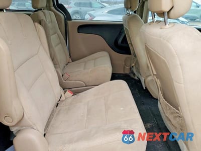 Zdjęcie 11 z 13 samochodu: 2014 DODGE GRAND CARAVAN SE VIN:2C4RDGBG1ER354203 - miniatura