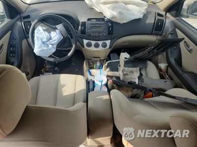 Zdjęcie 8 z 11 samochodu: 2009 HYUNDAI ELANTRA GLS VIN:KMHDU46D89U683980 - miniatura