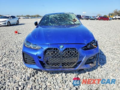 Piąte zdjęcie samochodu w środku: 2022 BMW M440I VIN:WBA83AP0XNCK23977 - miniatura