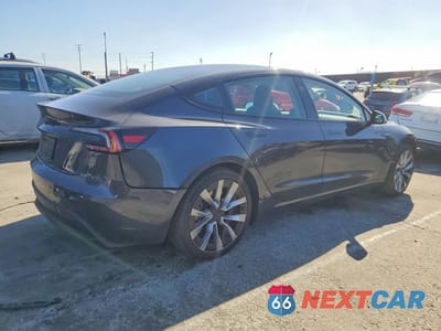 Trzecie zdjęcie samochodu z tyłu: 2024 TESLA MODEL 3 VIN:5YJ3E1EA8RF729772 - miniatura