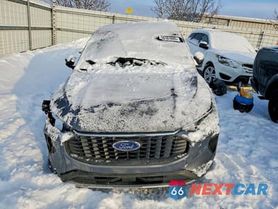 Piąte zdjęcie samochodu w środku: 2025 FORD ESCAPE ACTIVE VIN:1FMCU9GN4SUA15566 - miniatura