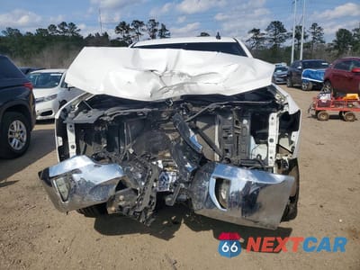 Piąte zdjęcie samochodu w środku: 2017 CHEVROLET SILVERADO C1500 LT VIN:3GCPCREC3HG407492 - miniatura