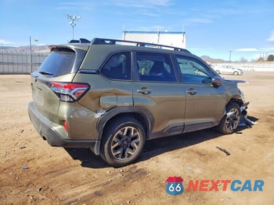 Trzecie zdjęcie samochodu z tyłu: 2025 SUBARU FORESTER PREMIUM VIN:JF2SLDDC2SH557753 - miniatura