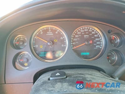 Zdjęcie 9 z 11 samochodu: 2013 CHEVROLET TAHOE K1500 LT VIN:1GNSKBE0XDR252144 - miniatura