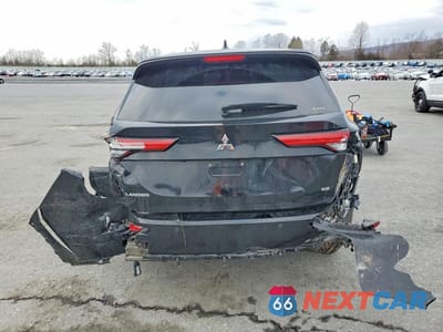 Zdjęcie 6 z 13 samochodu: 2023 MITSUBISHI OUTLANDER SE VIN:JA4J4UA83PZ007934 - miniatura