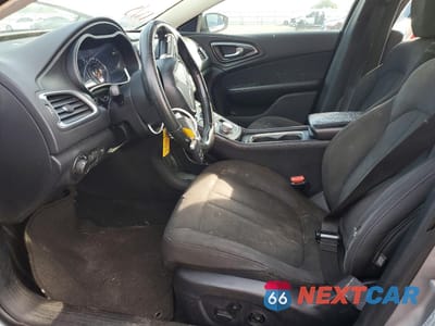 Zdjęcie 7 z 12 samochodu: 2015 CHRYSLER 200 LIMITED VIN:1C3CCCAB8FN701682 - miniatura