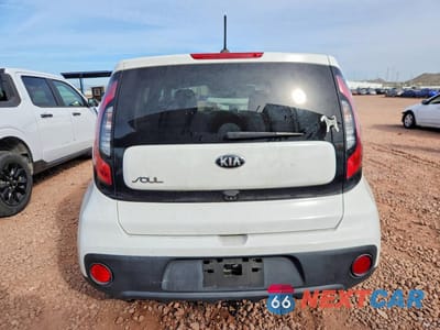 Zdjęcie 6 z 11 samochodu: 2017 KIA SOUL BASE VIN:KNDJN2A28H7474475 - miniatura
