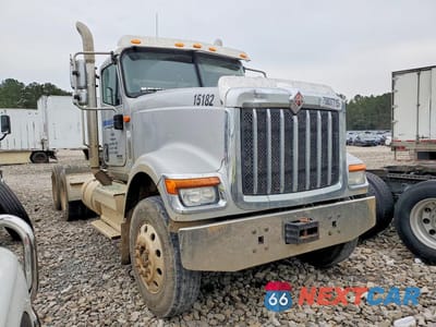 Czwarte zdjęcie samochodu z boku: 2020 INTERNATIONAL HX520 SEMI TRUCK VIN:3HSDPAPT8LN315182 - miniatura