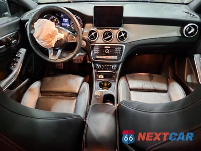 Zdjęcie 8 z 12 samochodu: 2018 MERCEDES-BENZ CLA 250 VIN:WDDSJ4EB6JN656222 - miniatura