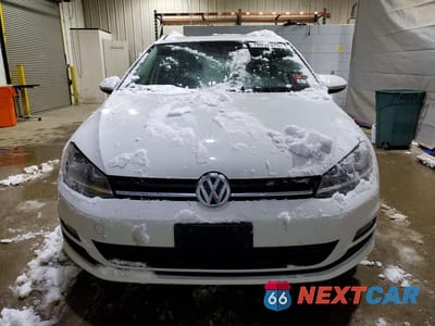 Piąte zdjęcie samochodu w środku: 2016 VOLKSWAGEN GOLF SPORTWAGEN S VIN:3VWC17AU4GM504964 - miniatura