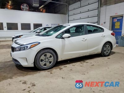 2018 KIA FORTE LX 3KPFK4A72JE245186 - główne zdjęcie licytacji z USA - miniatura