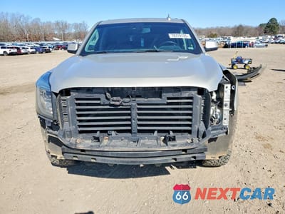 Piąte zdjęcie samochodu w środku: 2017 GMC YUKON XL K1500 SLT VIN:1GKS2GKCXHR195491 - miniatura
