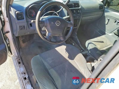 Zdjęcie 8 z 12 samochodu: 2002 NISSAN FRONTIER STANDARD VIN:1N6DD26S42C306093 - miniatura