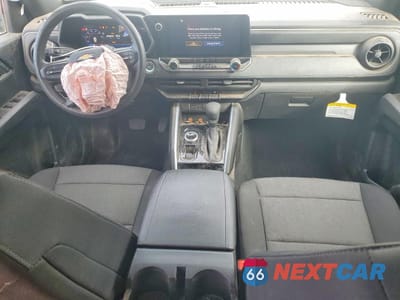 Zdjęcie 8 z 13 samochodu: 2024 CHEVROLET COLORADO VIN:1GCPTBEK6R1130352 - miniatura