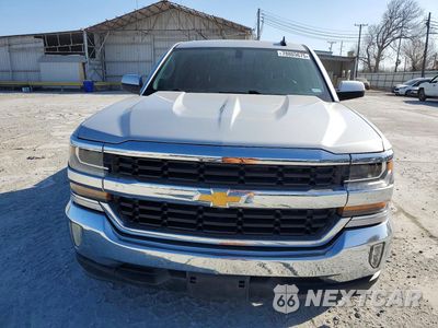 Piąte zdjęcie samochodu w środku: 2017 CHEVROLET SILVERADO C1500 LT VIN:3GCPCREC7HG126750 - miniatura