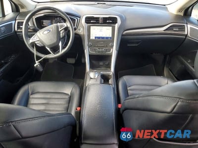 Zdjęcie 8 z 13 samochodu: 2020 FORD FUSION SEL VIN:3FA6P0CD5LR131827 - miniatura