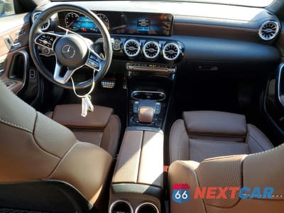 Zdjęcie 8 z 11 samochodu: 2023 MERCEDES-BENZ CLA 250 4MATIC VIN:W1K5J4HBXPN347483 - miniatura