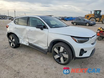 Czwarte zdjęcie samochodu z boku: 2023 VOLVO C40 RECHARGE ULTIMATE VIN:YV4ED3GM4P2048133 - miniatura