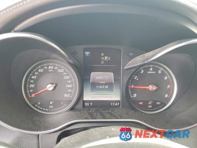 Zdjęcie 9 z 11 samochodu: 2015 MERCEDES-BENZ C 400 4MATIC VIN:55SWF6GB5FU027318 - miniatura