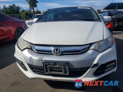 Piąte zdjęcie samochodu w środku: 2013 HONDA INSIGHT EX VIN:JHMZE2H76DS000471 - miniatura