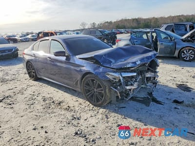 Czwarte zdjęcie samochodu z boku: 2018 BMW 540 I VIN:WBAJE5C5XJG917799 - miniatura