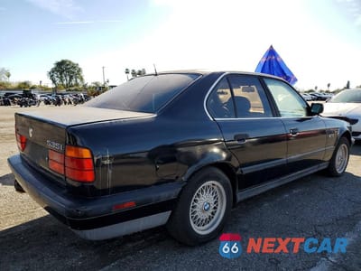 Trzecie zdjęcie samochodu z tyłu: 1988 BMW 3 SERIES VIN:WBAHD2314MBF72092 - miniatura