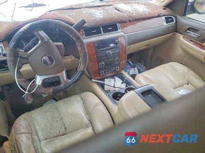 Zdjęcie 8 z 12 samochodu: 2007 GMC YUKON VIN:1GKFC13J47J117858 - miniatura