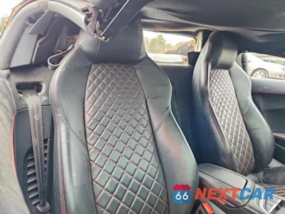 Zdjęcie 10 z 13 samochodu: 2017 AUDI R8 SPYDER VIN:WUAVACFX9H7905058 - miniatura