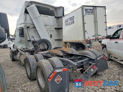 Trzecie zdjęcie samochodu z tyłu: 2019 INTERNATIONAL LT625 SEMI TRUCK VIN:3HSDZAPR2KN091811 - miniatura
