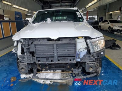 Piąte zdjęcie samochodu w środku: 2019 RAM 1500 BIG HORN/LONE STAR VIN:1C6RRFFG5KN818874 - miniatura