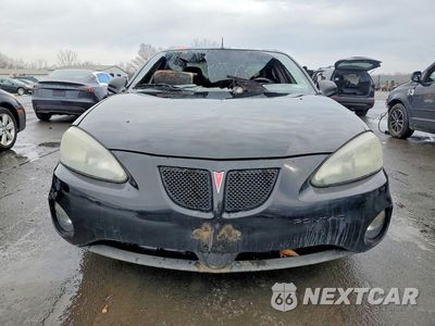 Piąte zdjęcie samochodu w środku: 2004 PONTIAC GRAND PRIX GTP VIN:2G2WR524441141388 - miniatura