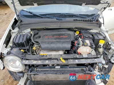 Zdjęcie 12 z 13 samochodu: 2017 JEEP RENEGADE LATITUDE VIN:ZACCJBBB0HPE79210 - miniatura