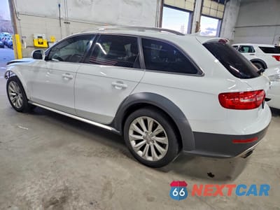 Drugie zdjęcie samochodu z przodu: 2016 AUDI A4 ALLROAD PREMIUM PLUS VIN:WA1UFAFL6GA017052 - miniatura