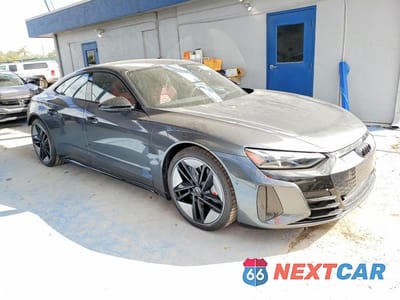 Czwarte zdjęcie samochodu z boku: 2023 AUDI RS E-TRON GT VIN:WAUBHBFWXP7901139 - miniatura