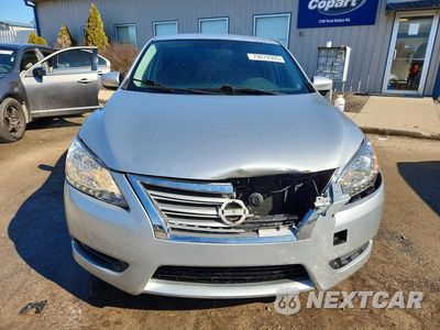 Piąte zdjęcie samochodu w środku: 2015 NISSAN SENTRA S VIN:3N1AB7AP1FY357918 - miniatura