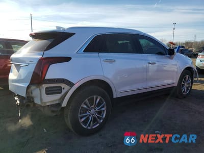 Trzecie zdjęcie samochodu z tyłu: 2021 CADILLAC XT5 PREMIUM LUXURY VIN:1GYKNDRSXMZ188740 - miniatura