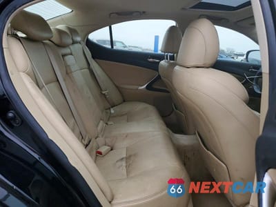 Zdjęcie 10 z 13 samochodu: 2006 LEXUS IS 350 BASE VIN:JTHBE262562003776 - miniatura