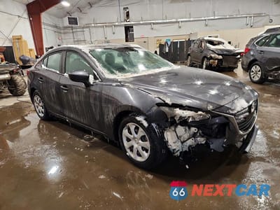 Czwarte zdjęcie samochodu z boku: 2016 MAZDA 3 SPORT VIN:3MZBM1T78GM326810 - miniatura