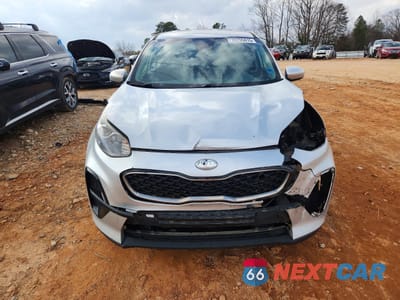 Piąte zdjęcie samochodu w środku: 2020 KIA SPORTAGE LX VIN:KNDPM3AC6L7651335 - miniatura