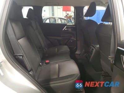 Zdjęcie 11 z 14 samochodu: 2025 MITSUBISHI OUTLANDER ES VIN:JA4J4UA88SZ613836 - miniatura