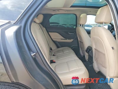 Zdjęcie 10 z 12 samochodu: 2017 JAGUAR F-PACE PRESTIGE VIN:SADCK2BV2HA894931 - miniatura