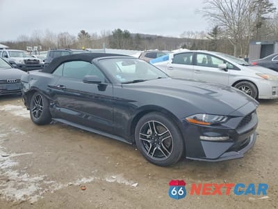 Czwarte zdjęcie samochodu z boku: 2023 FORD MUSTANG VIN:1FATP8UH2P5111062 - miniatura